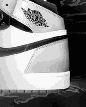 最新钉鞋爆料视频,从爆料视频中看科技与时尚的完美融合